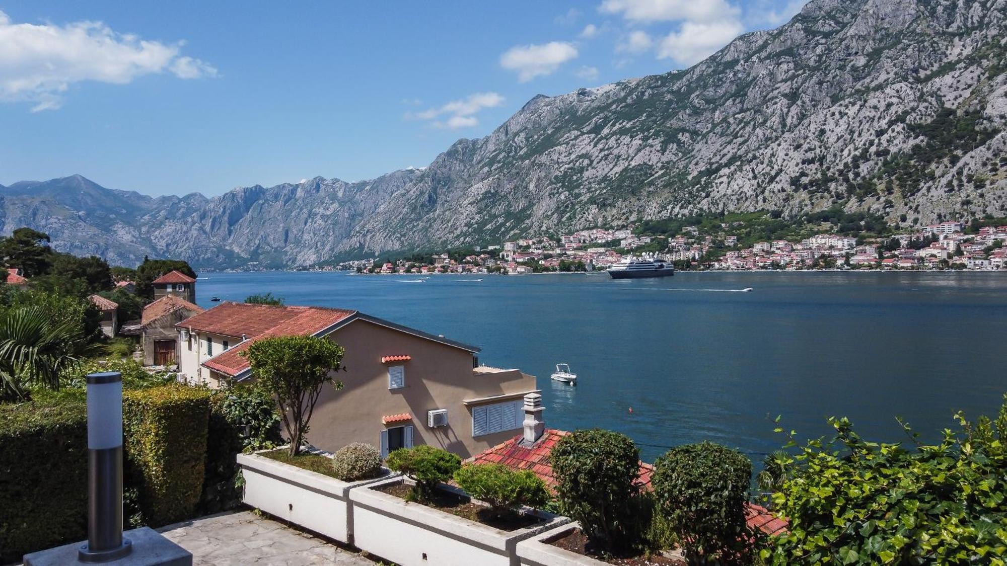 Chillout Apartment In Kotor Bay Εξωτερικό φωτογραφία
