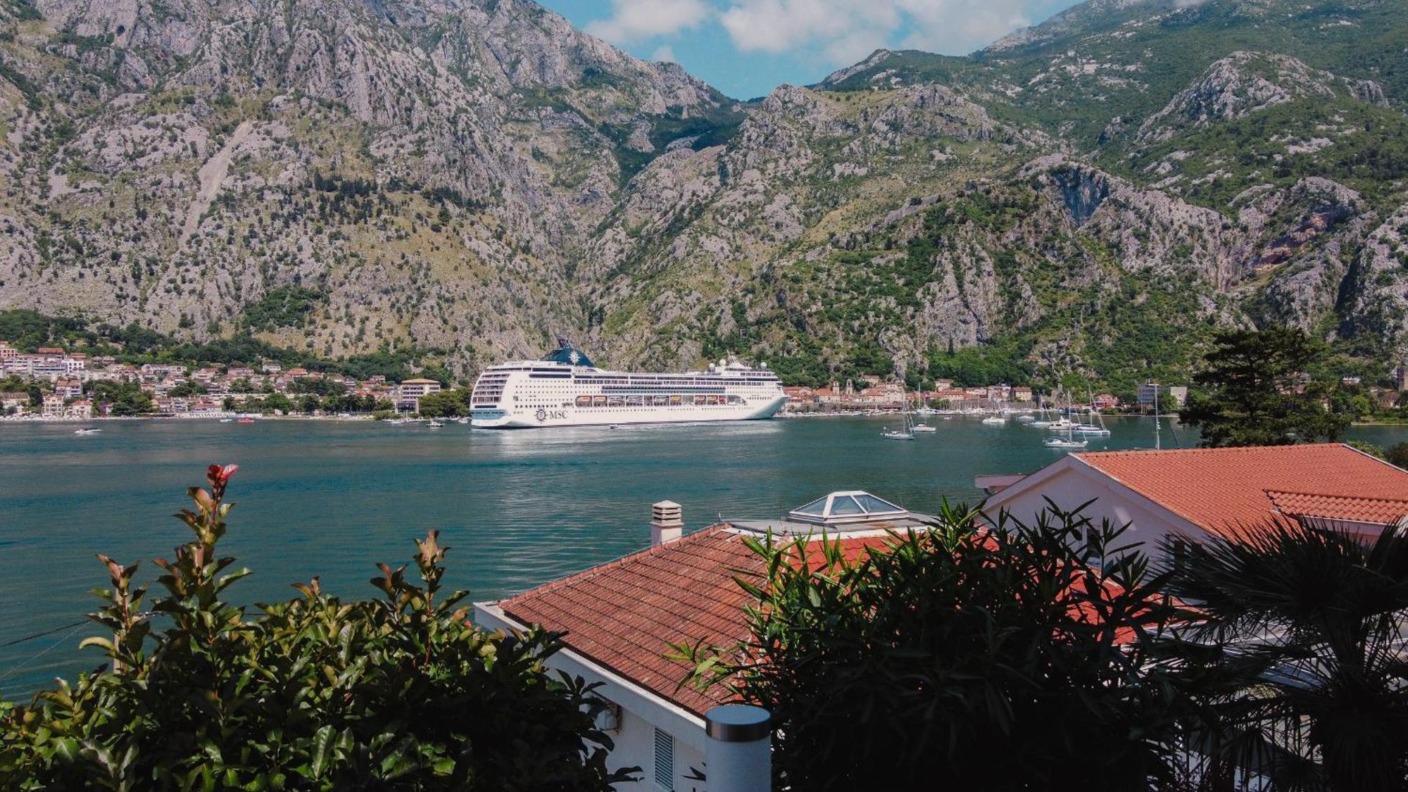 Chillout Apartment In Kotor Bay Εξωτερικό φωτογραφία